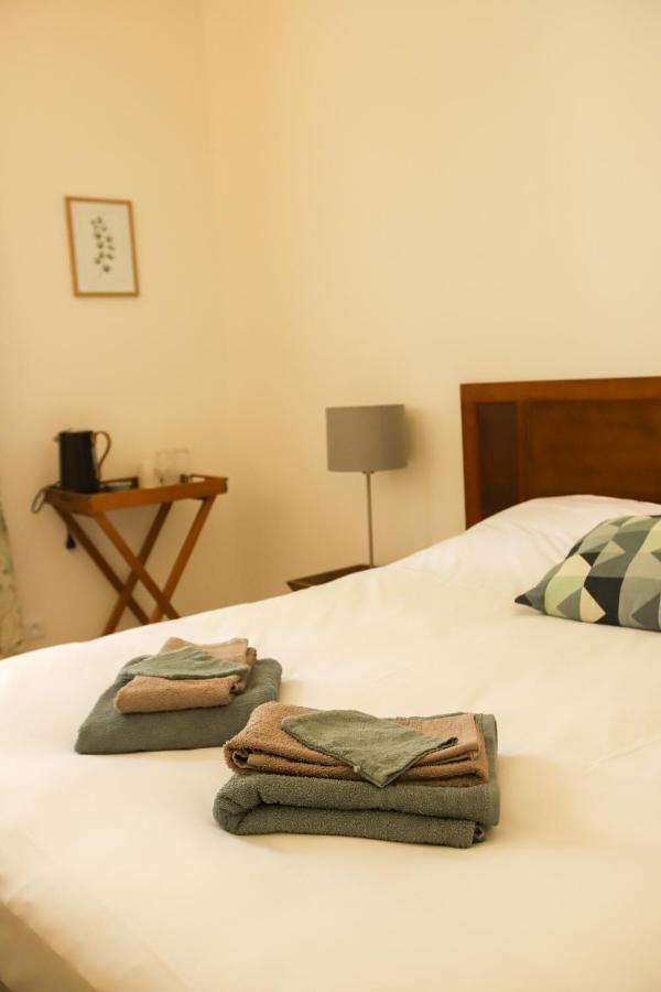 Hotel La Basse Cour à Tanlay Extérieur photo