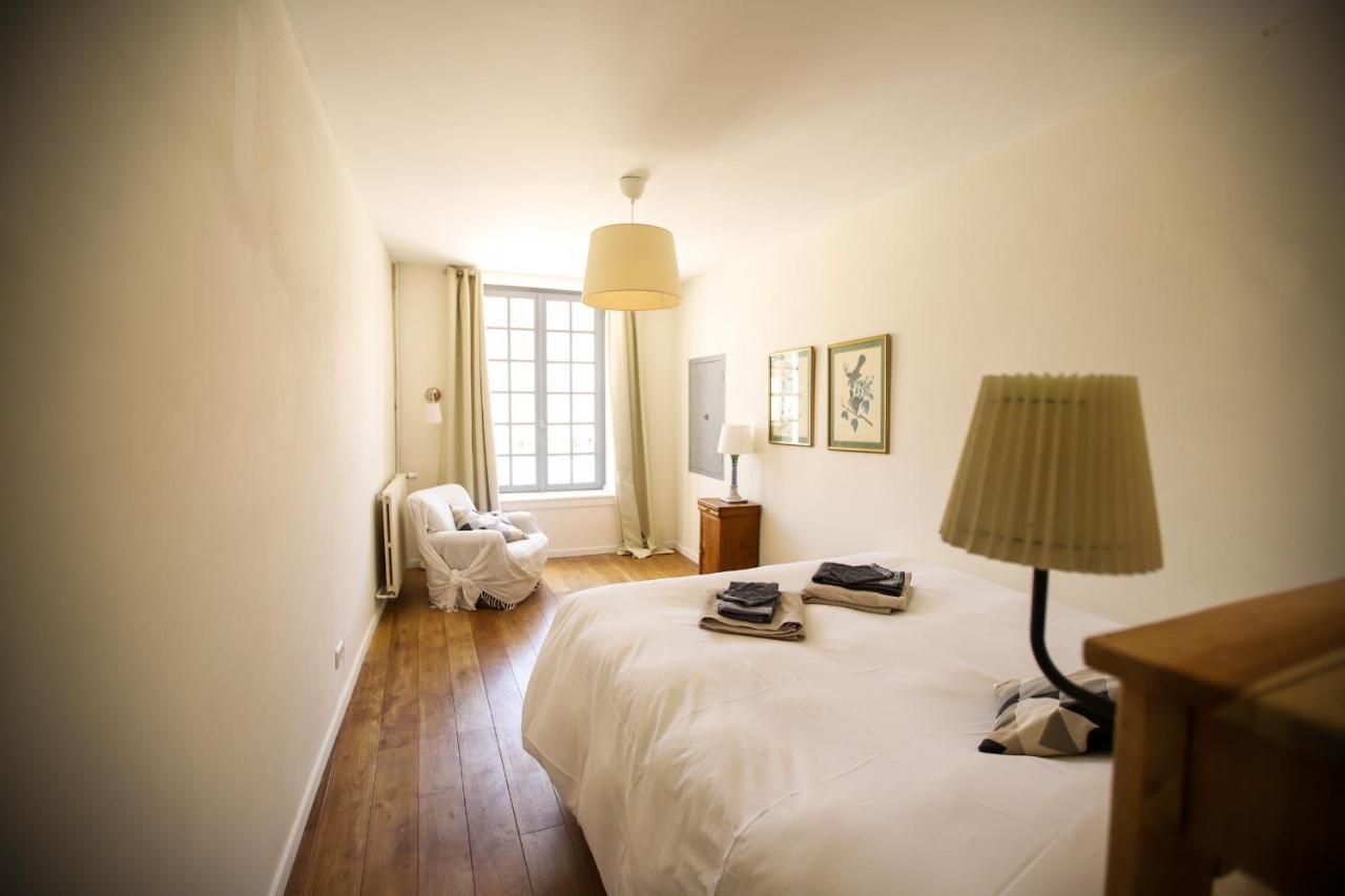 Hotel La Basse Cour à Tanlay Extérieur photo